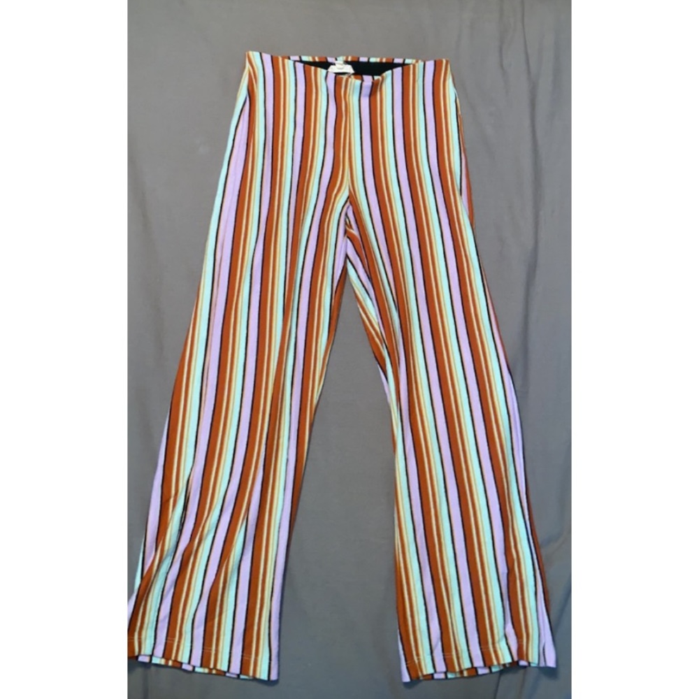 Size XS Urban Outfitters Stripped Cropped Pants